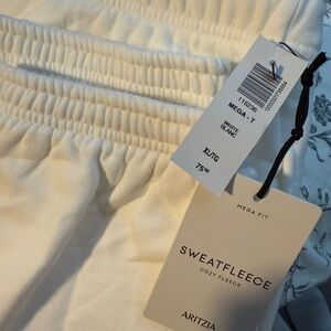 Aritzia White Sweatfleece Cozy Fleece Pants
